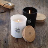 Scented_Candle_vanilla_pdp.png